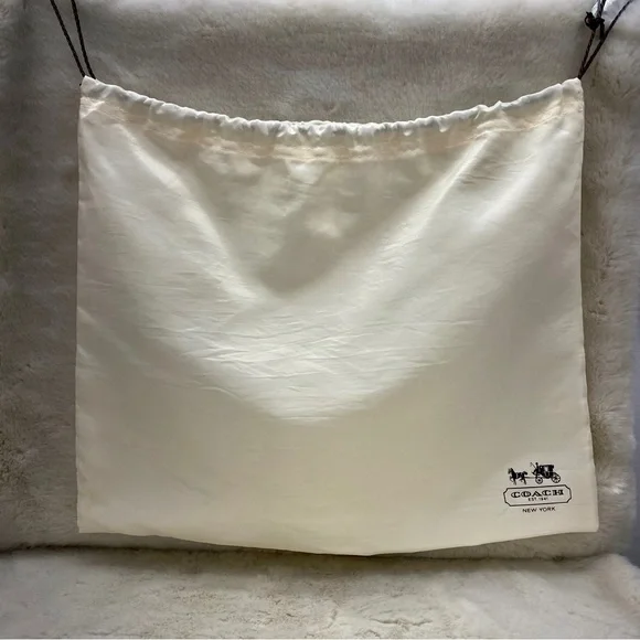 Coach Willis bag in royal blue with nickel hardware - Picture 7 of 15